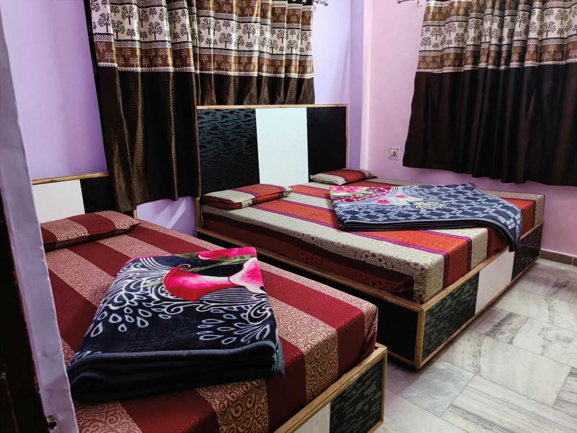 Hotel Hari Ganga - Harkipauri Road Haridwar Bagian luar foto